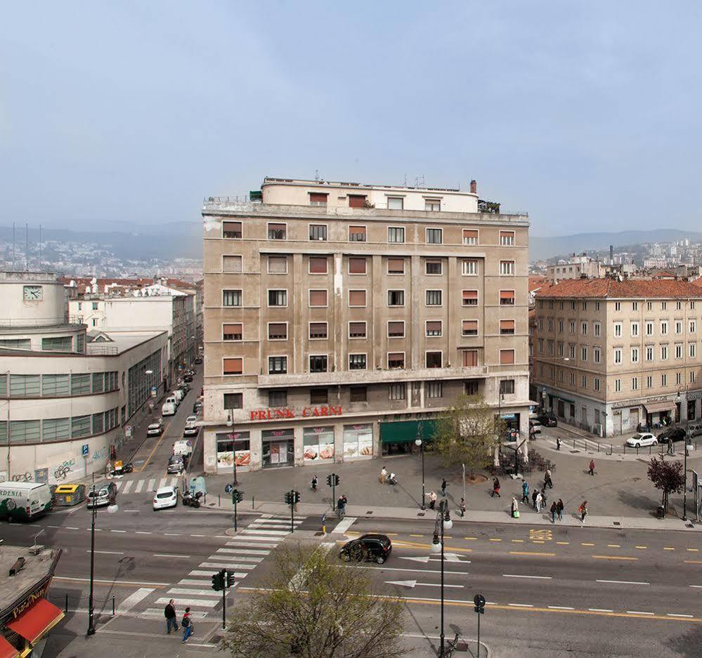 Zenzero & Cannella Boutique Rooms Triest Exterior foto
