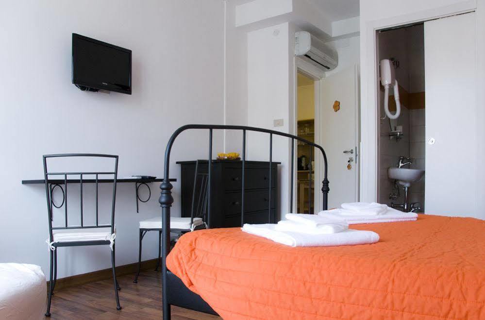 Zenzero & Cannella Boutique Rooms Triest Exterior foto